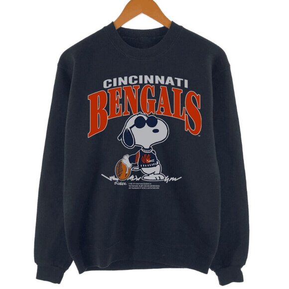 Bengals Snopy Cincinnati Bengals Game Day Sweatshirt, Retro Football Shirt Tee - Picture 1 of 2